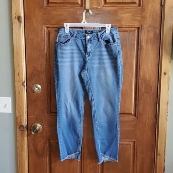 Earl Jeans Embroidered w Pockets & Original Raw Hem Sz. 14 Blue Jeans - Picture 2 of 8